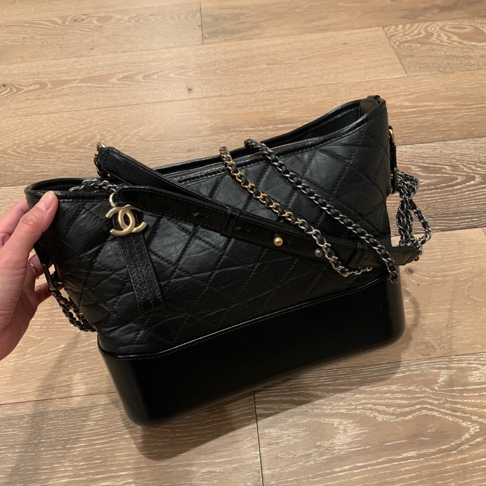 Chanel Gabrielle Hobo Medium Black